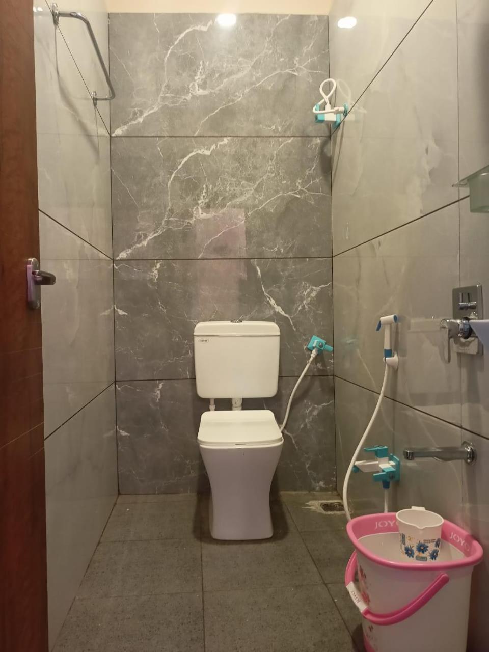 Anant Home Stay Ujjain Exteriör bild