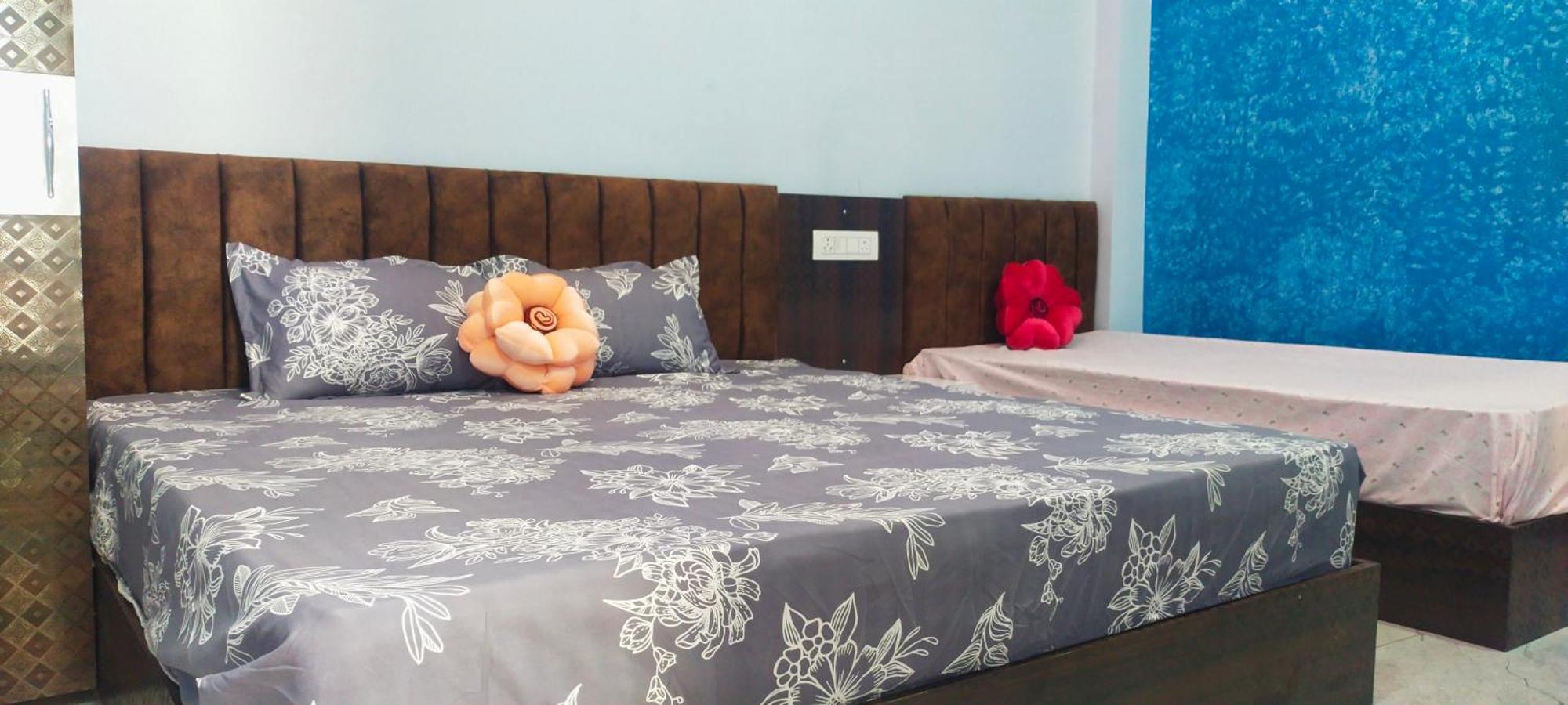 Anant Home Stay Ujjain Exteriör bild