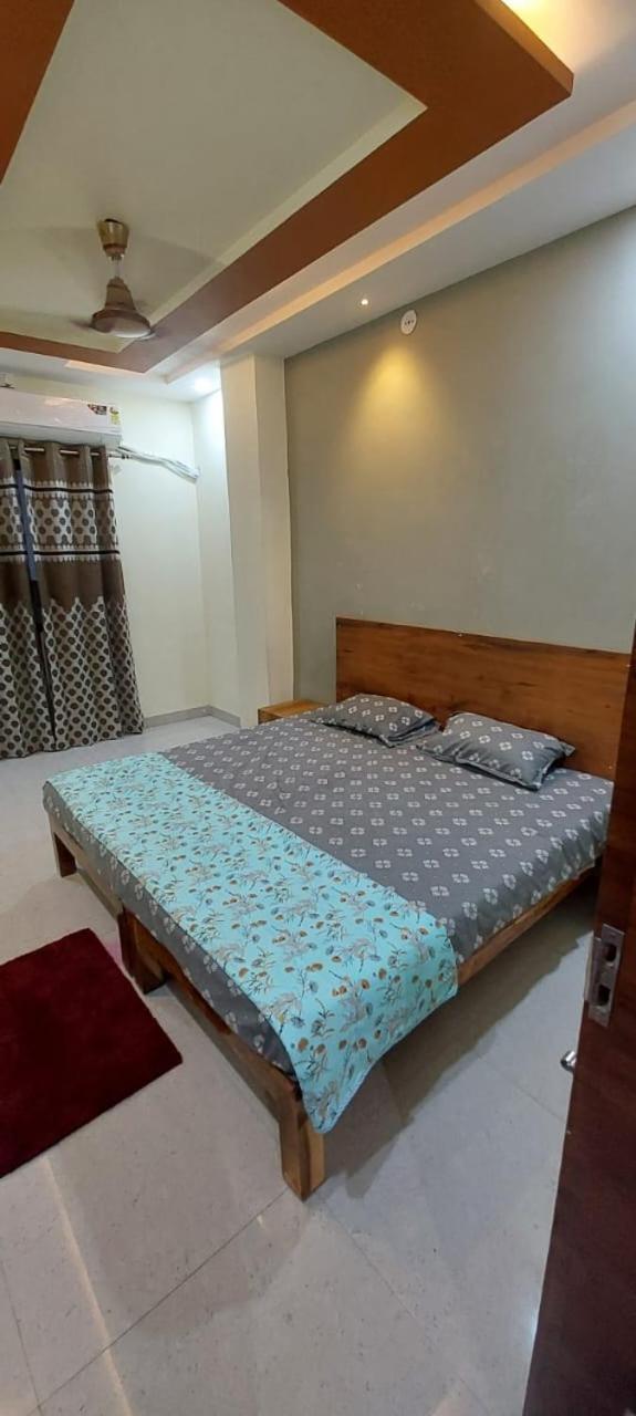 Anant Home Stay Ujjain Exteriör bild